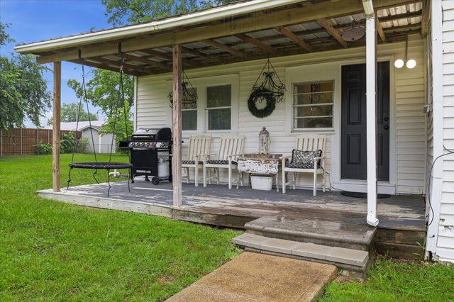 754 N Main Drive, Van Alstyne, TX 75495