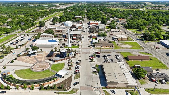 754 N Main Drive, Van Alstyne, TX 75495