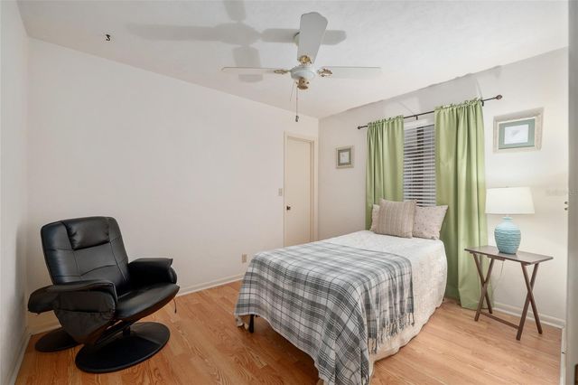 8646 NW 42ND STREET, Gainesville, FL 32653