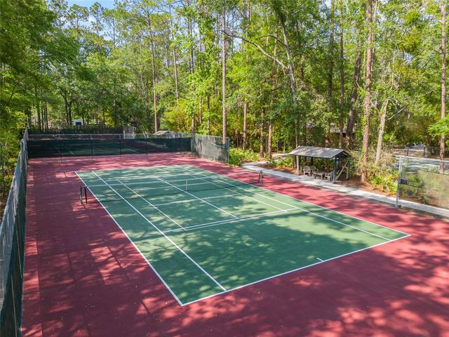 8646 NW 42ND STREET, Gainesville, FL 32653