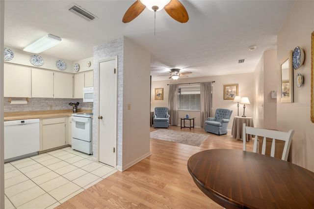 8646 NW 42ND STREET, Gainesville, FL 32653