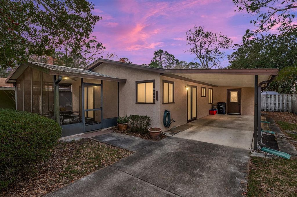 8646 NW 42ND STREET, Gainesville, FL 32653