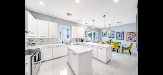 1323 Ocean Boulevard 1323, Pompano Beach, FL 33062