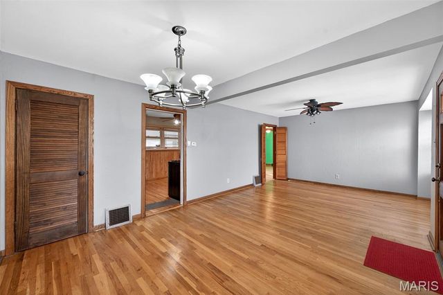 3720 Saint Bridget Lane, St Ann, MO 63074