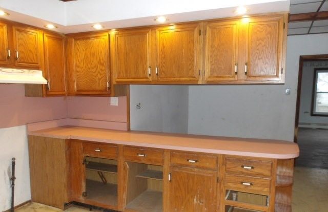 405 S 4th Street, Effingham, IL 62401