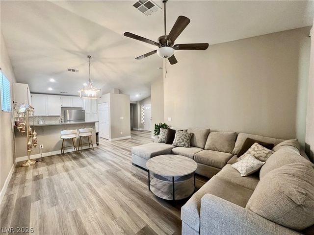 1721 Pomerado Drive, Las Vegas, NV 89128