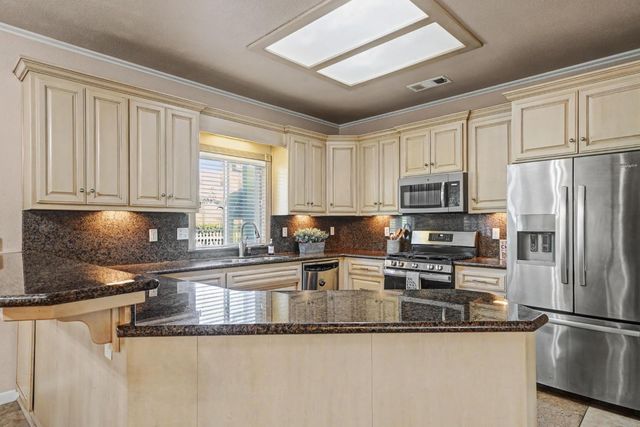 3716 Hartvickson Ln, Valley Springs, CA 95252