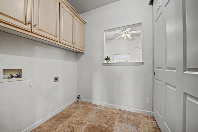 3716 Hartvickson Ln, Valley Springs, CA 95252