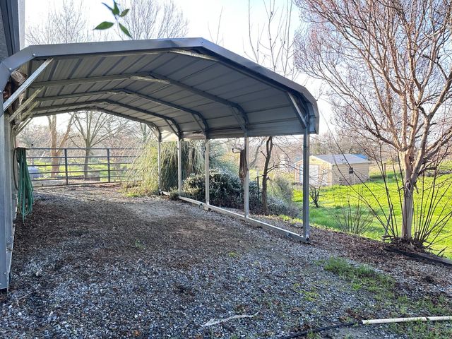 3716 Hartvickson Ln, Valley Springs, CA 95252