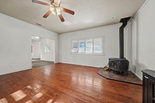 3716 Hartvickson Ln, Valley Springs, CA 95252