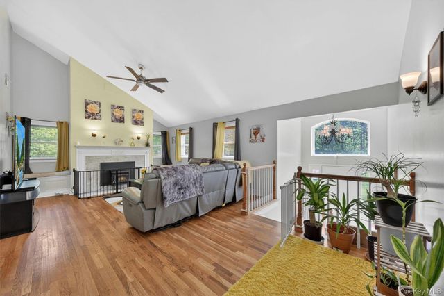 1649 State Route 32, Highland Mills, NY 10930