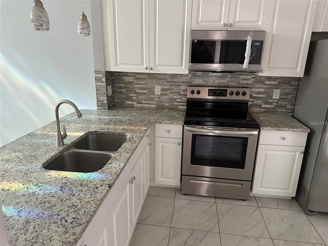 3299 SANDY SHORE LANE, Kissimmee, FL 34743