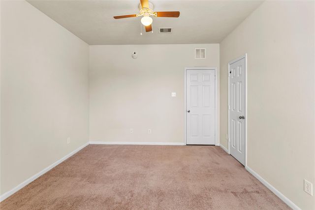 7431 Sabinal Creek Drive, Richmond, TX 77407