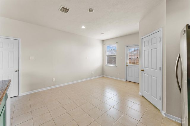 7431 Sabinal Creek Drive, Richmond, TX 77407