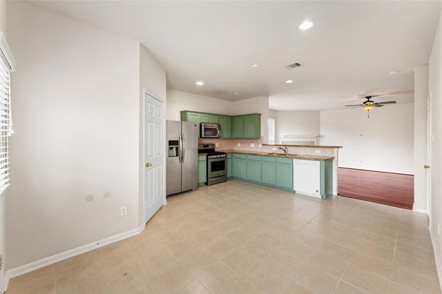 7431 Sabinal Creek Drive, Richmond, TX 77407