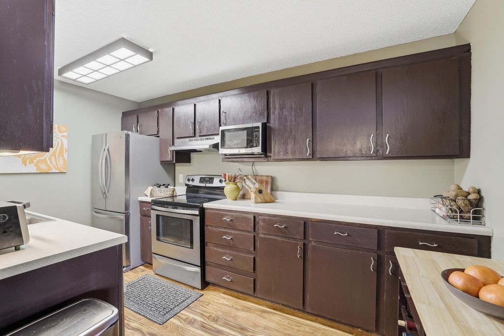 26 10th Street W 610, Saint Paul, MN 55102 — photo 5