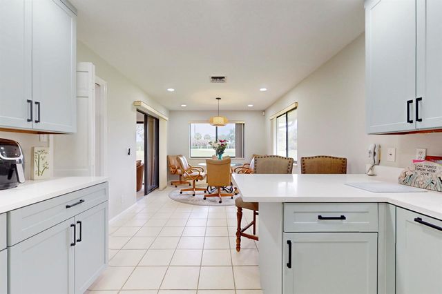 1543 SW Troon Circle, Palm City, FL 34990
