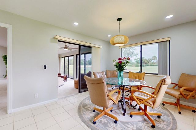 1543 SW Troon Circle, Palm City, FL 34990
