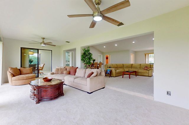 1543 SW Troon Circle, Palm City, FL 34990