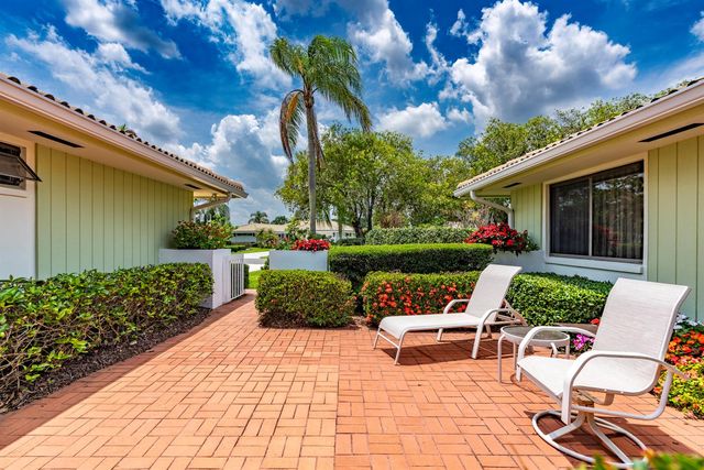 1543 SW Troon Circle, Palm City, FL 34990