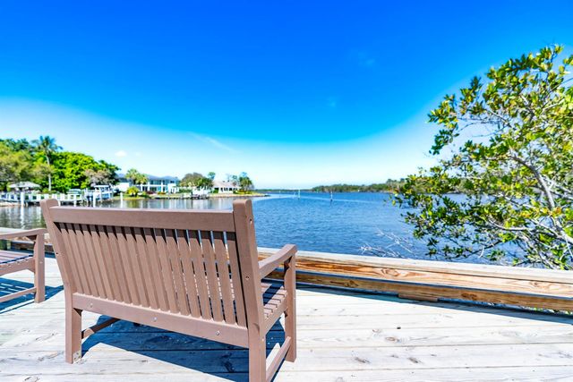 1543 SW Troon Circle, Palm City, FL 34990