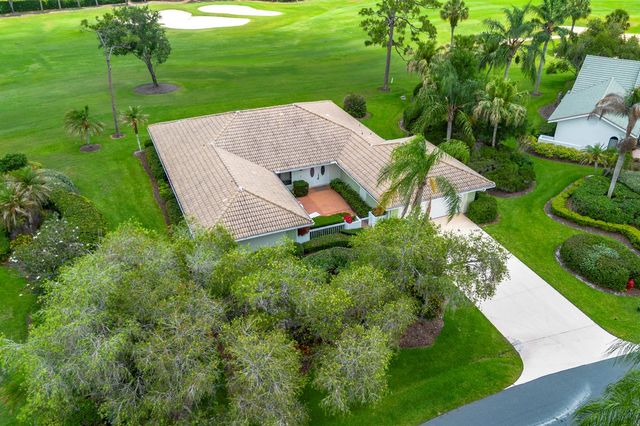 1543 SW Troon Circle, Palm City, FL 34990