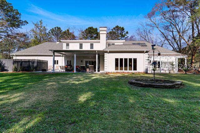 8 Kirk Ct, Bluffton, SC 29910