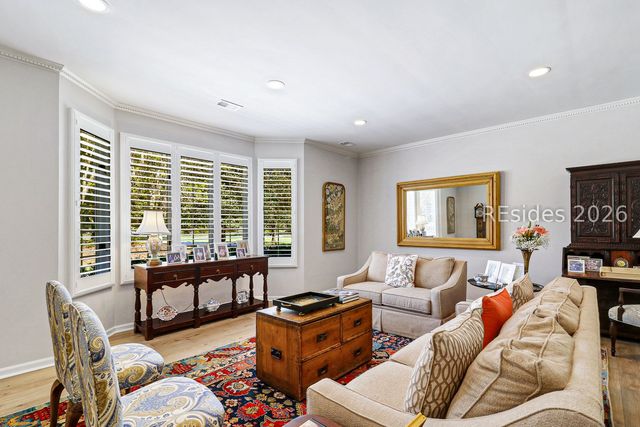 8 Kirk Ct, Bluffton, SC 29910