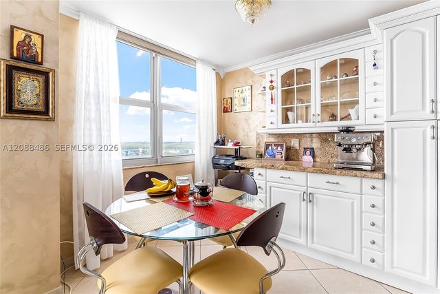250 174th ST 1704, Sunny Isles Beach, FL 33160