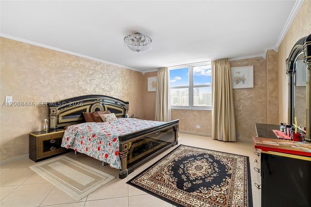 250 174th ST 1704, Sunny Isles Beach, FL 33160