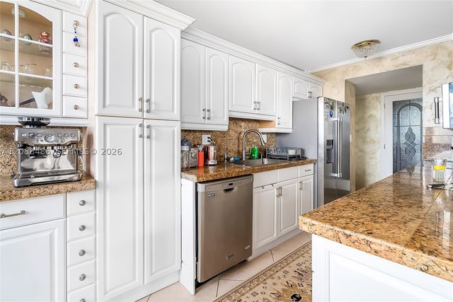 250 174th ST 1704, Sunny Isles Beach, FL 33160