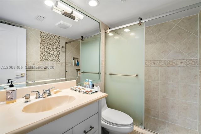 250 174th ST 1704, Sunny Isles Beach, FL 33160