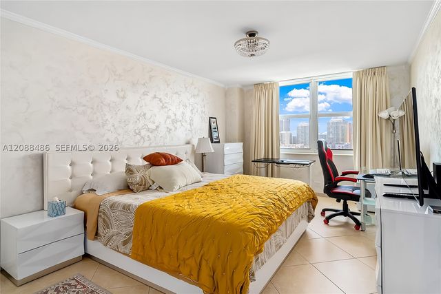 250 174th ST 1704, Sunny Isles Beach, FL 33160