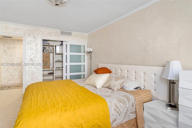 250 174th ST 1704, Sunny Isles Beach, FL 33160