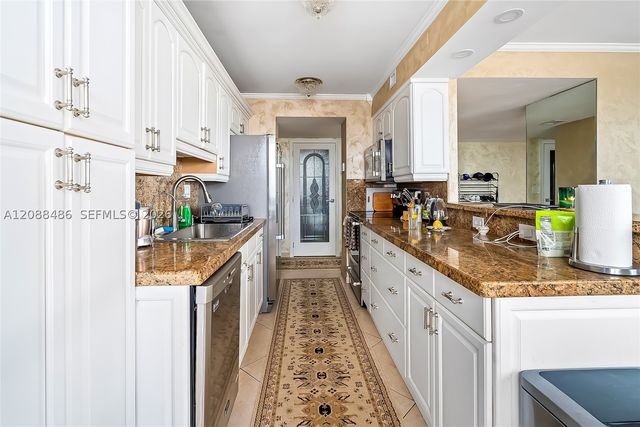 250 174th ST 1704, Sunny Isles Beach, FL 33160