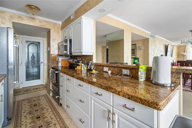 250 174th ST 1704, Sunny Isles Beach, FL 33160