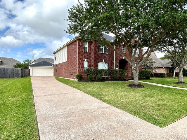 2516 Brittany Lakes Drive, League City, TX 77573