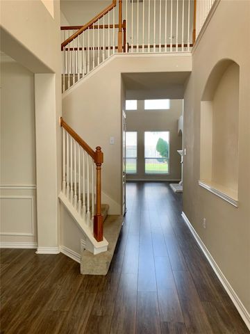 2516 Brittany Lakes Drive, League City, TX 77573