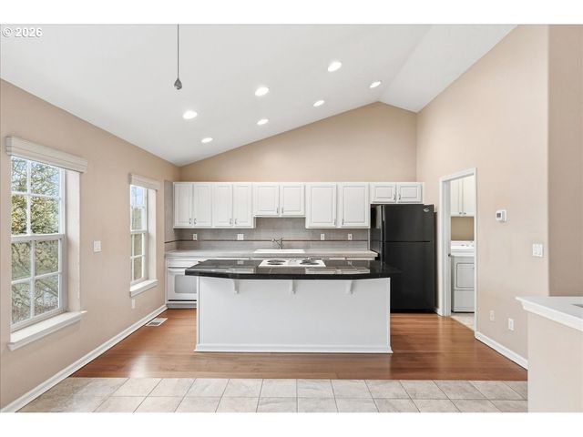 13491 Sw SUMMERWOOD Dr, Portland, OR 97223