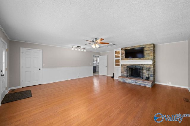 502 Lee Drive, Rainbow City, AL 35906