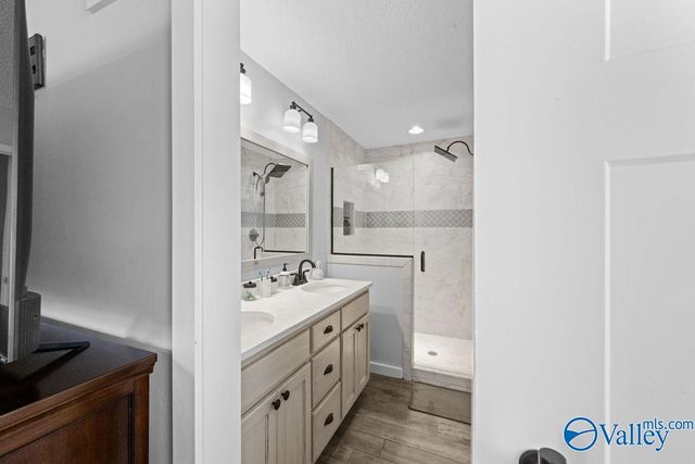 502 Lee Drive, Rainbow City, AL 35906