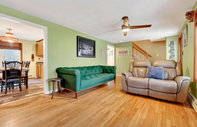 6 Homestead Drive, Derry, NH 03038