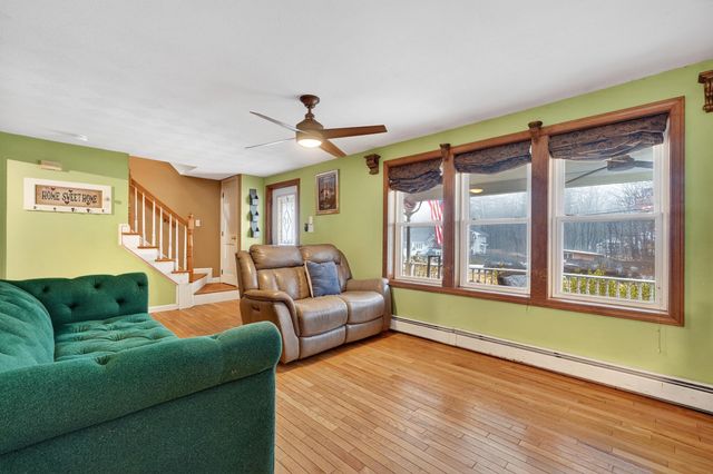 6 Homestead Drive, Derry, NH 03038