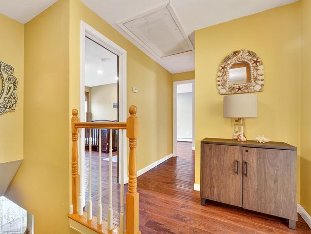 6 Homestead Drive, Derry, NH 03038