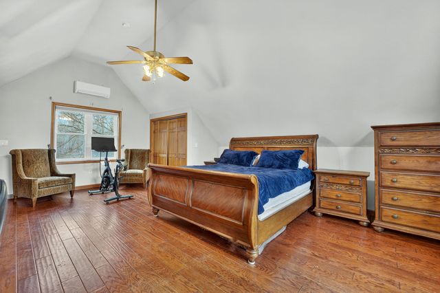 6 Homestead Drive, Derry, NH 03038