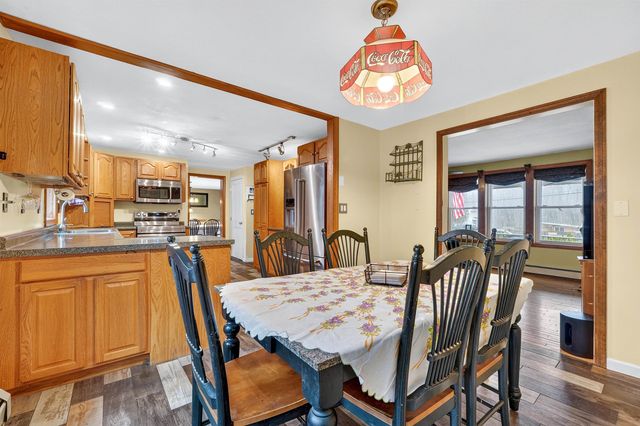 6 Homestead Drive, Derry, NH 03038