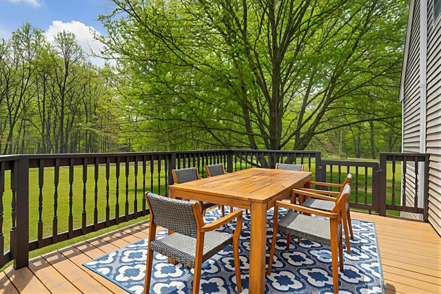 6 Homestead Drive, Derry, NH 03038