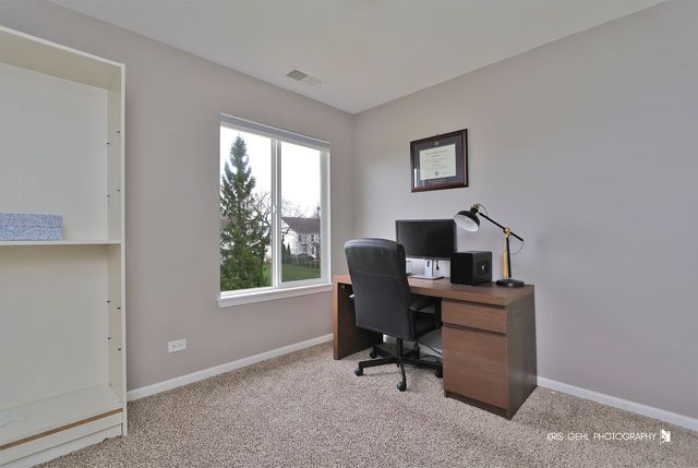 1407 S Janice Lane, Round Lake, IL 60073