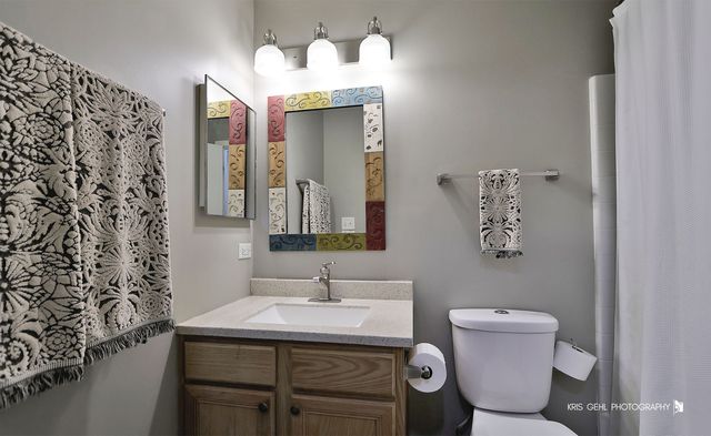 1407 S Janice Lane, Round Lake, IL 60073