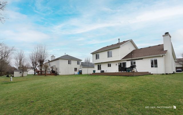 1407 S Janice Lane, Round Lake, IL 60073